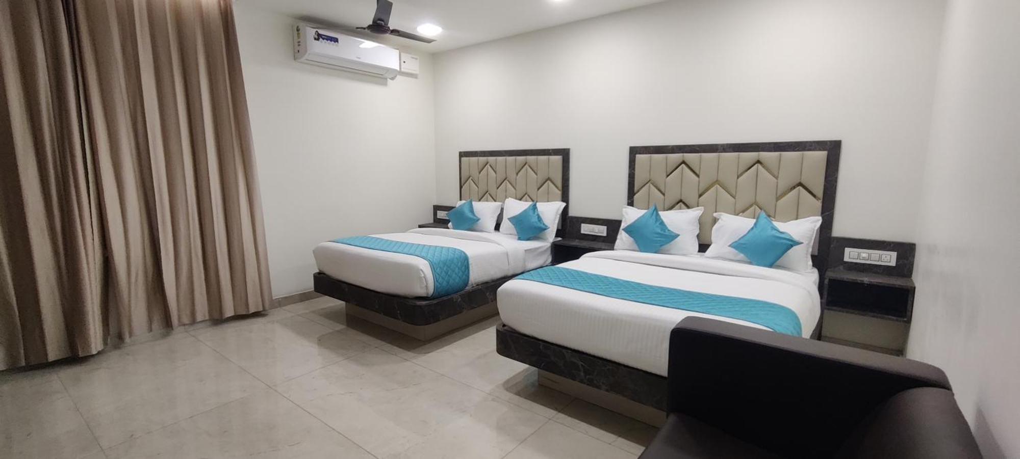 Balaji Residency Веланканни Экстерьер фото